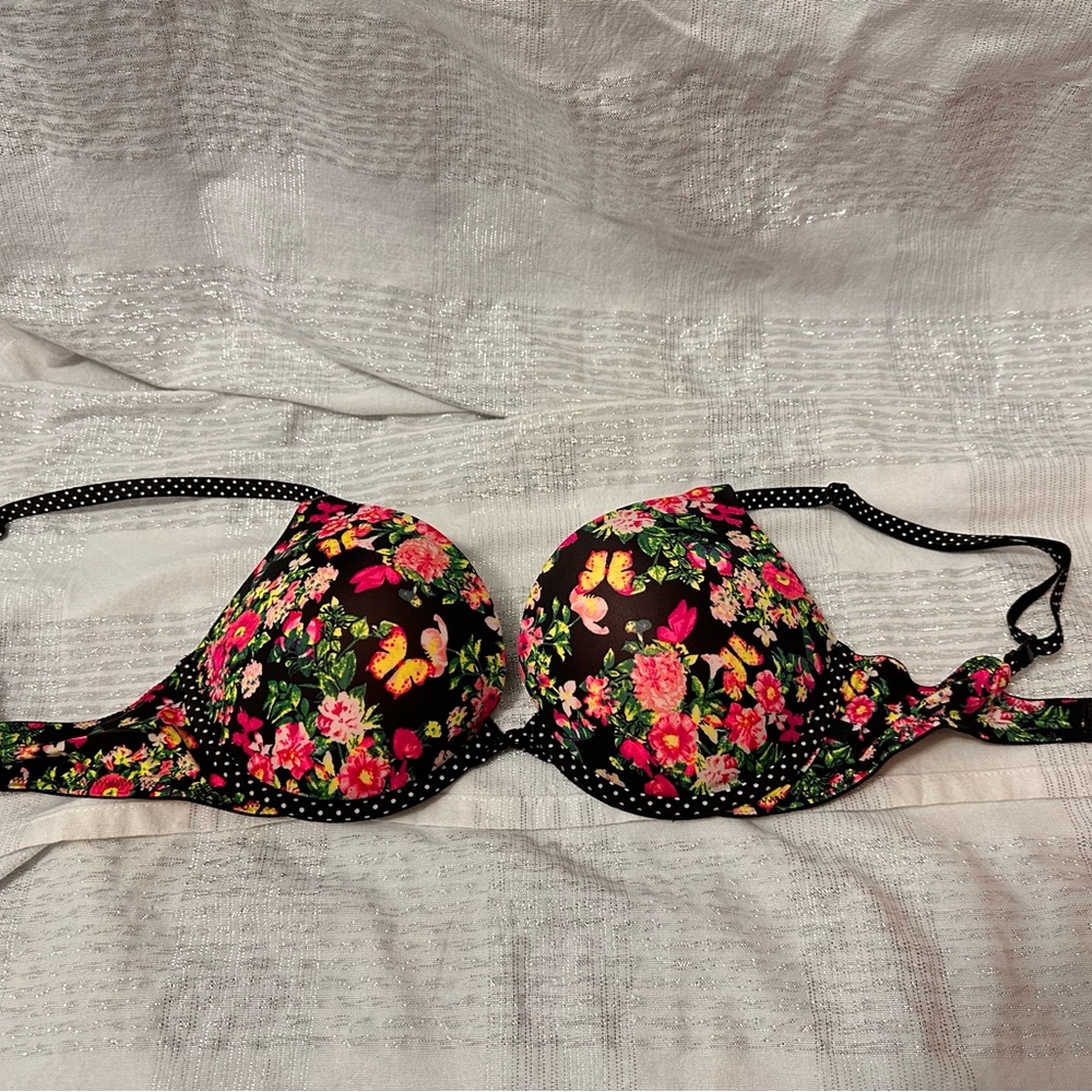 Victoria Secret Bra